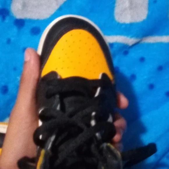 Air Jordan 1s toddler